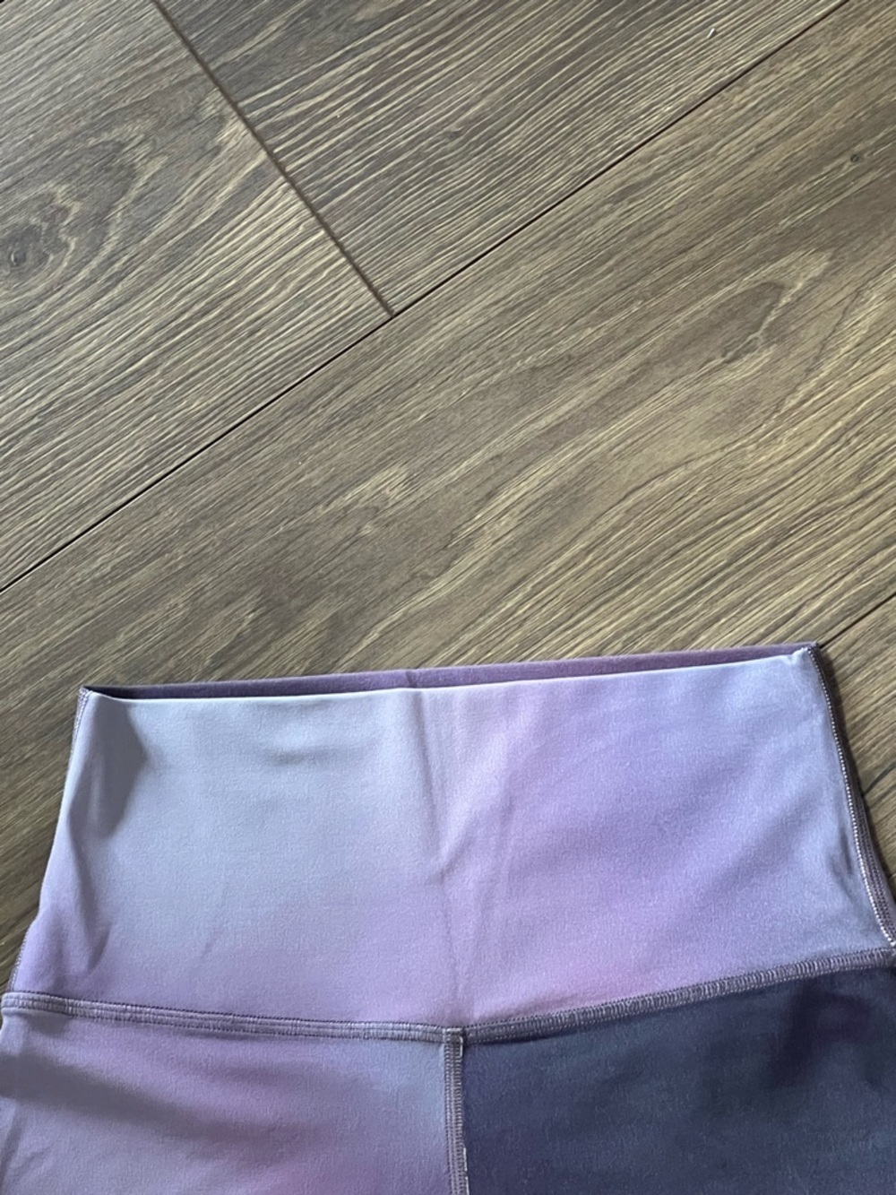Lululemon Align Shorts 4” Aurora Haze Purple Multi NWT Size 4 - Picture 3 of 3